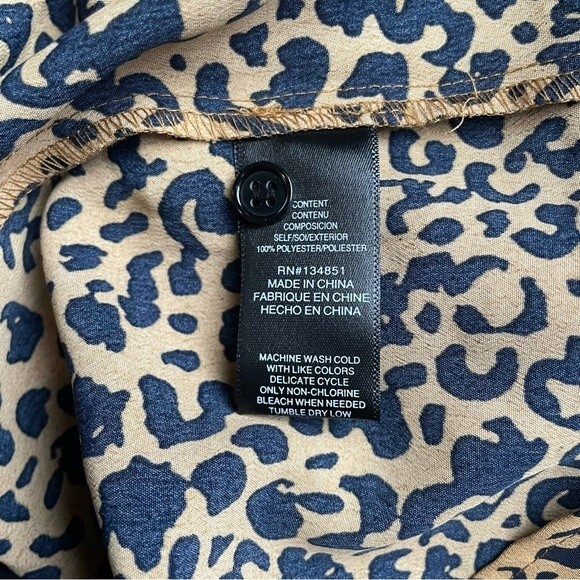 NWT WAYF Top Esther Collar Cheetah Print Blouse Ruffled Pointed Collar Size XS - Picture 9 of 11